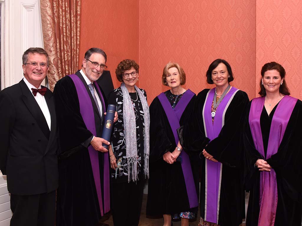 Dean with Fellows of the Faculty of Paediatrics